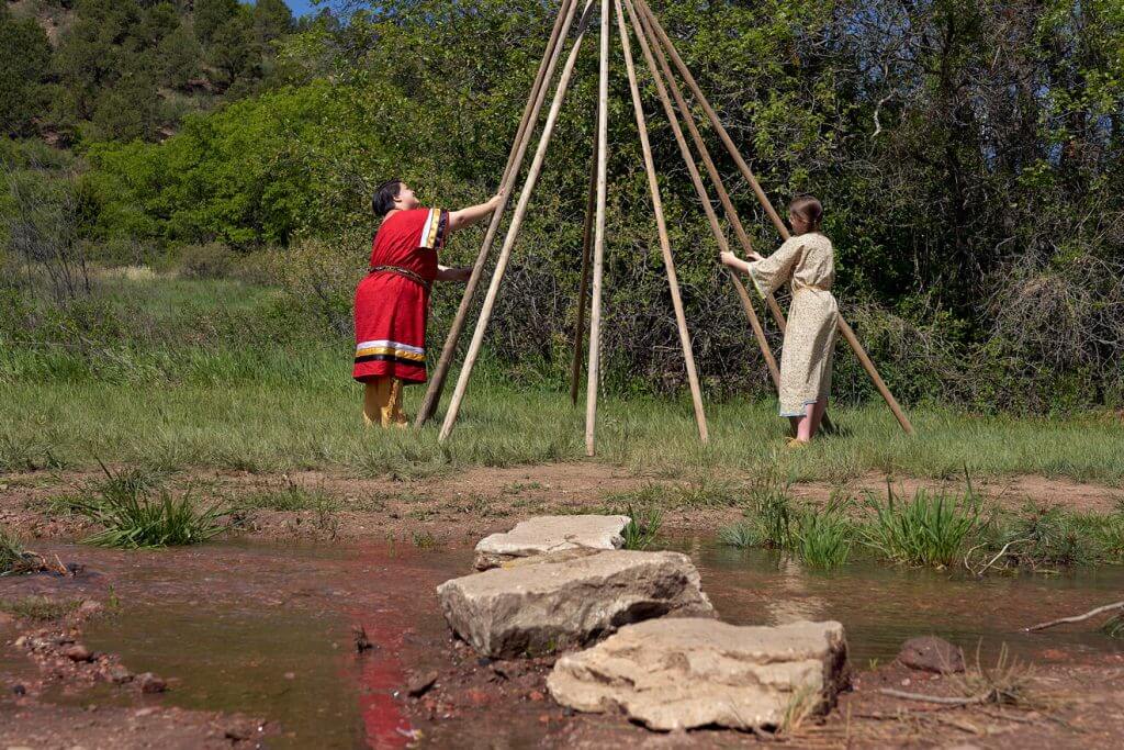 Indians setting up Teepee